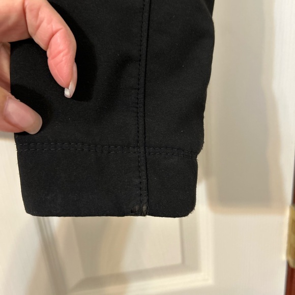 The North Face Waterproof Jacket.  Preloved Condition - Picture 3 of 8